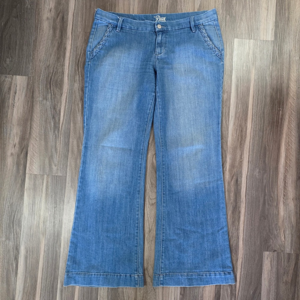 Old Navy The Diva Flare Jeans Womens 12 Light Wash Braided Pocket Blue Denim